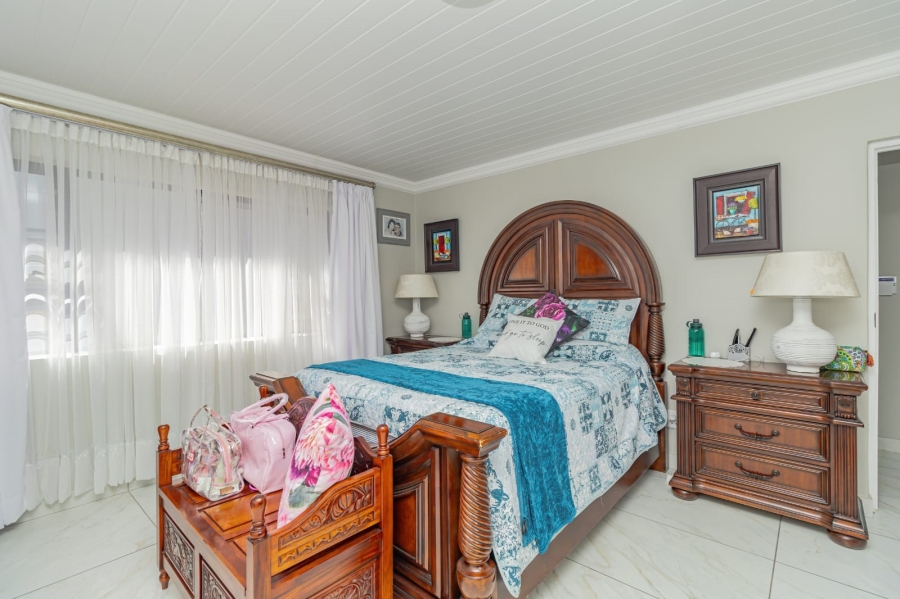 4 Bedroom Property for Sale in Monte Christo Western Cape